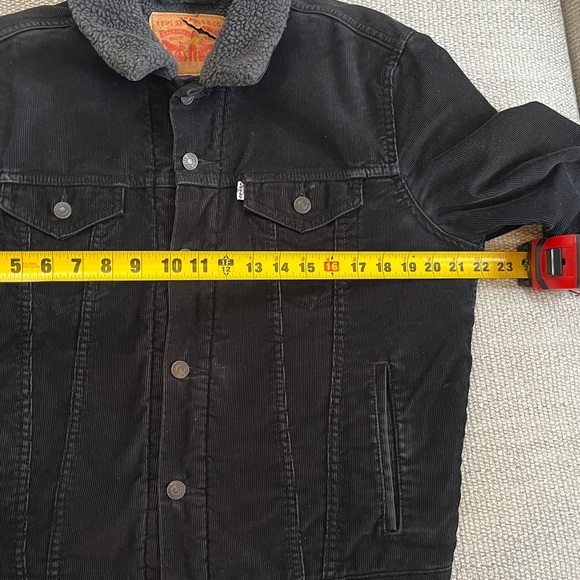 Levi’s Black Corduroy Jacket - Picture 9 of 10
